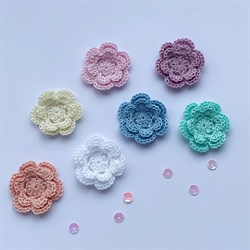Вязаный цветок, 1 шт, цвета в ассортименте 9645