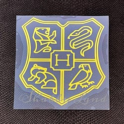 Картинка из термотрансферной пленки Герб Хогвартса TTK024