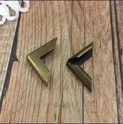 Уголок металлический для альбомов и блокнотов, цвет бронза, арт. izh00258 izh00258